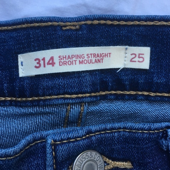 Blue Levi’s skinny jeans - Picture 4 of 4